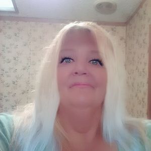 Meet your Posher, Joy